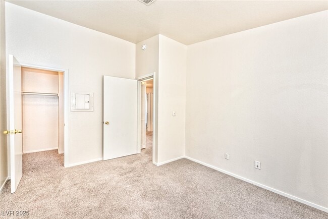 Building Photo - 2633 Sierra Seco Ave