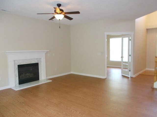 Building Photo - 8526 Fox Tail Ln
