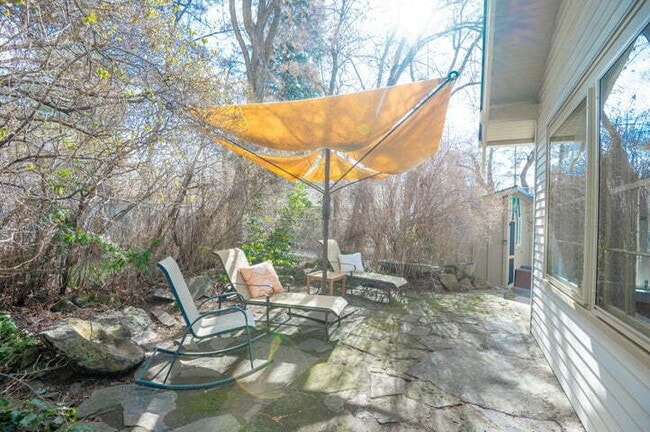 Building Photo - Rare Character Craftsman Bungalow in The H...