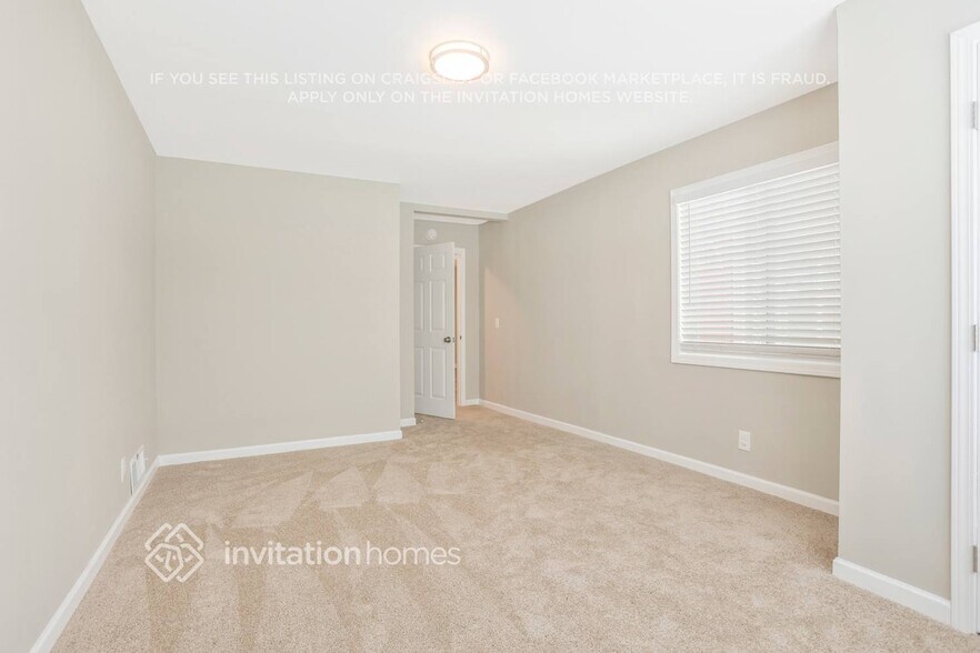 Building Photo - 3187 Flamingo Dr