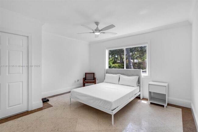 Building Photo - 265 Glenridge Rd