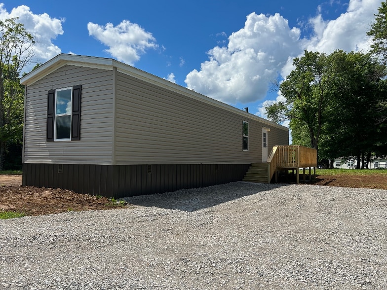 Building Photo - 3312 Fly Rd