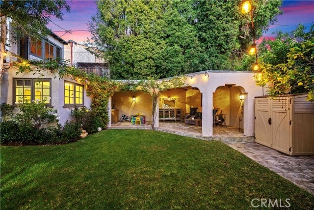 Building Photo - 1630 Warnall Ave