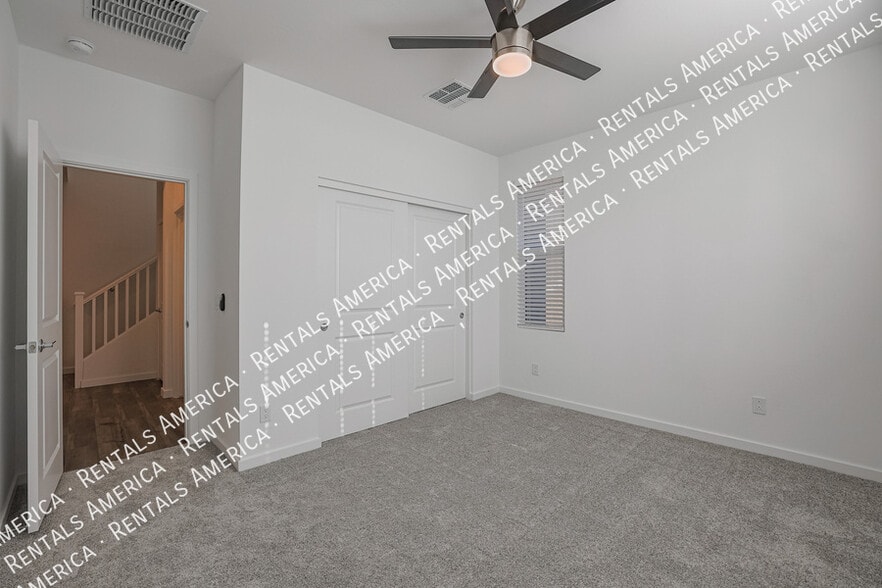 Building Photo - 17717 W Cassia Way