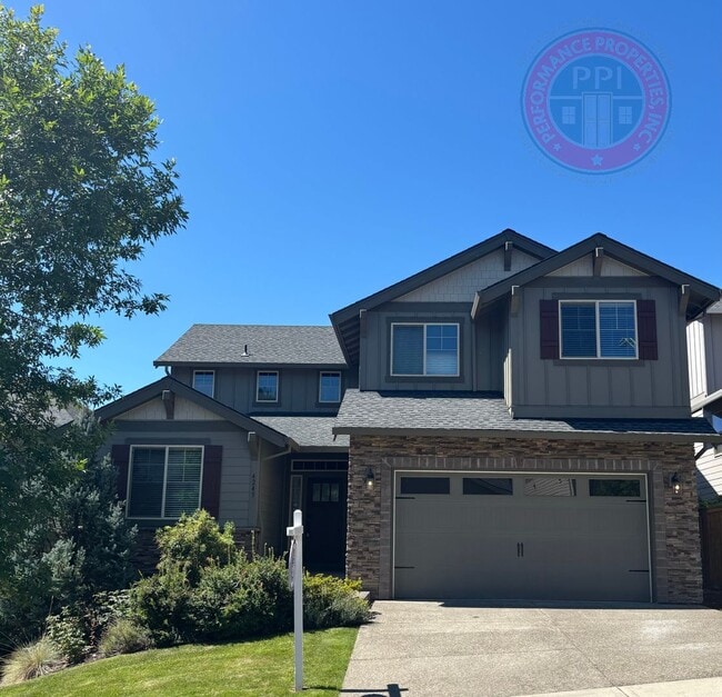 Primary Photo - *Gresham - Luxury Craftsman, Central Air, ...