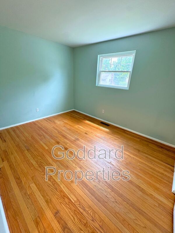 Building Photo - 4210 Haycoke Rd