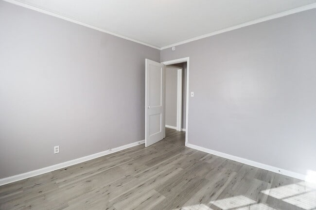 Building Photo - 3 Bed | 1 Bath in North Tulsa!