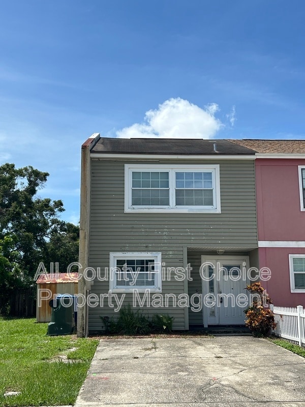 Building Photo - 3040 So Pines Dr
