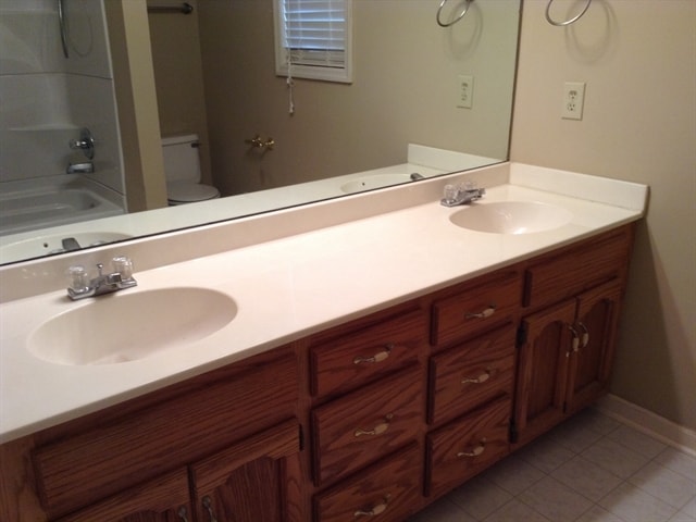 Building Photo - 1212 Wembley Ct