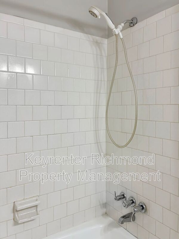 Building Photo - 7820 Conifer Rd