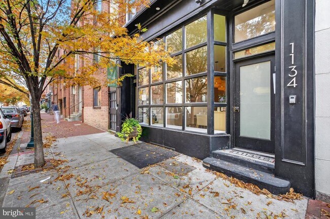 Building Photo - 1134 Pine St