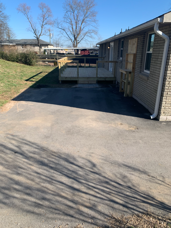 Building Photo - 317 Bonnaridge Dr