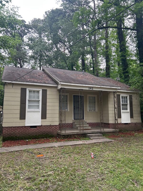 Building Photo - 142 S Sunset Ter