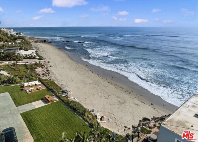 Building Photo - 11770 Pacific Coast Hwy