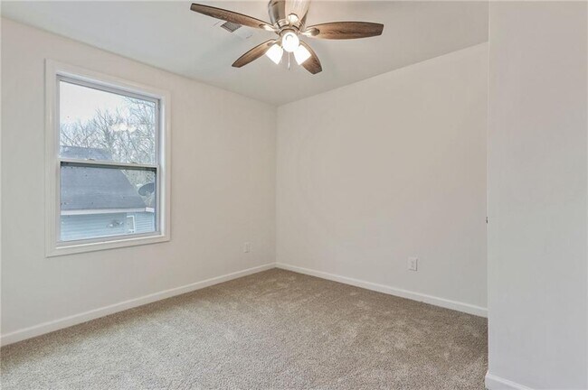 Building Photo - 20 Pennington Ave SW