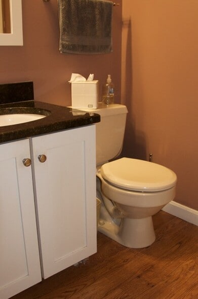 2nd bedroom - 51 Stacey Cir