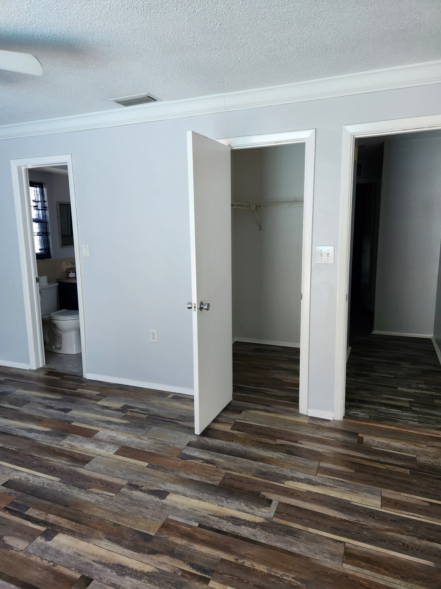 M bedroom - 9837 Marlinton Ln