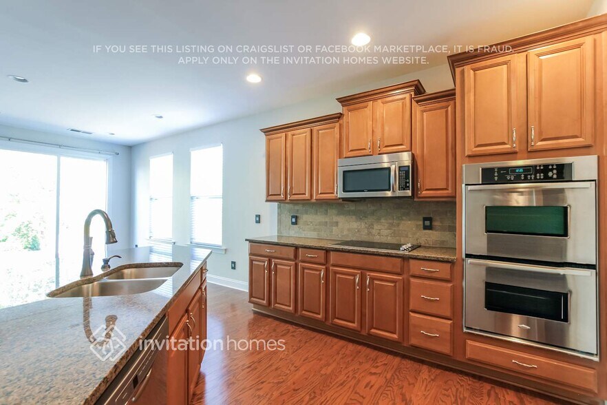 Building Photo - 135 Byers Commons Dr