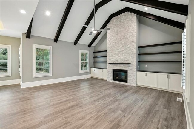 Building Photo - 3750 Robinson Rd NE