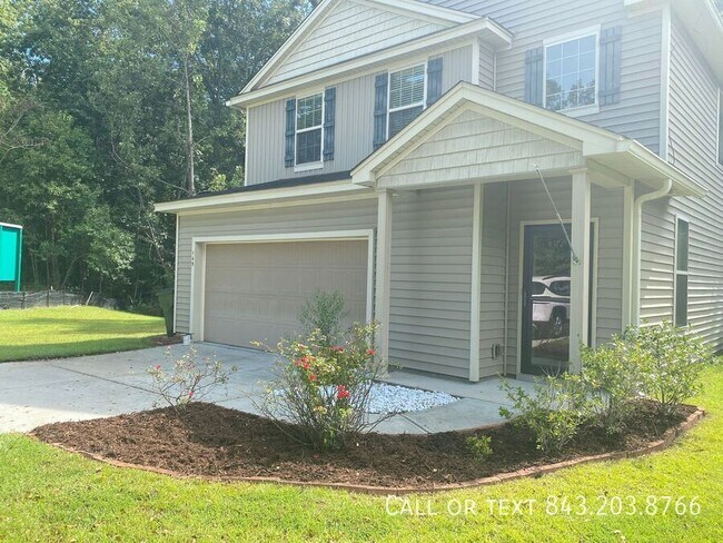 Building Photo - 145 Farm Quarters Dr