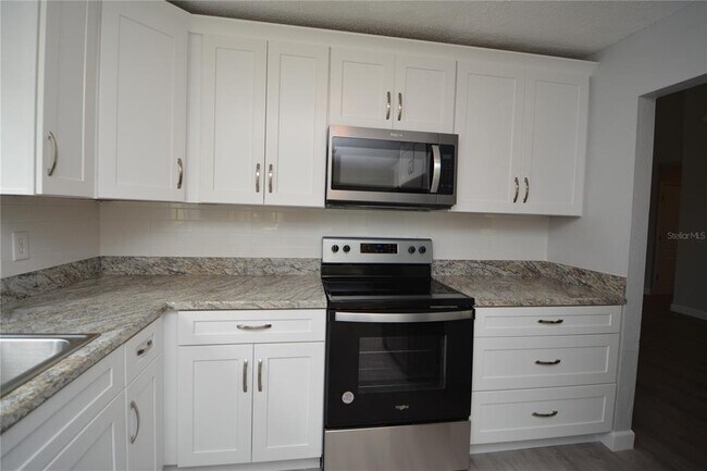 Building Photo - 23 Westrock Ln