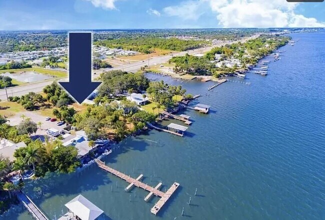 Building Photo - 4295 US-1