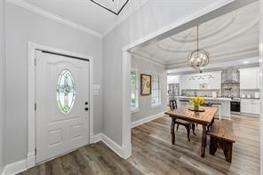 Building Photo - 5601 Burgundy Dr