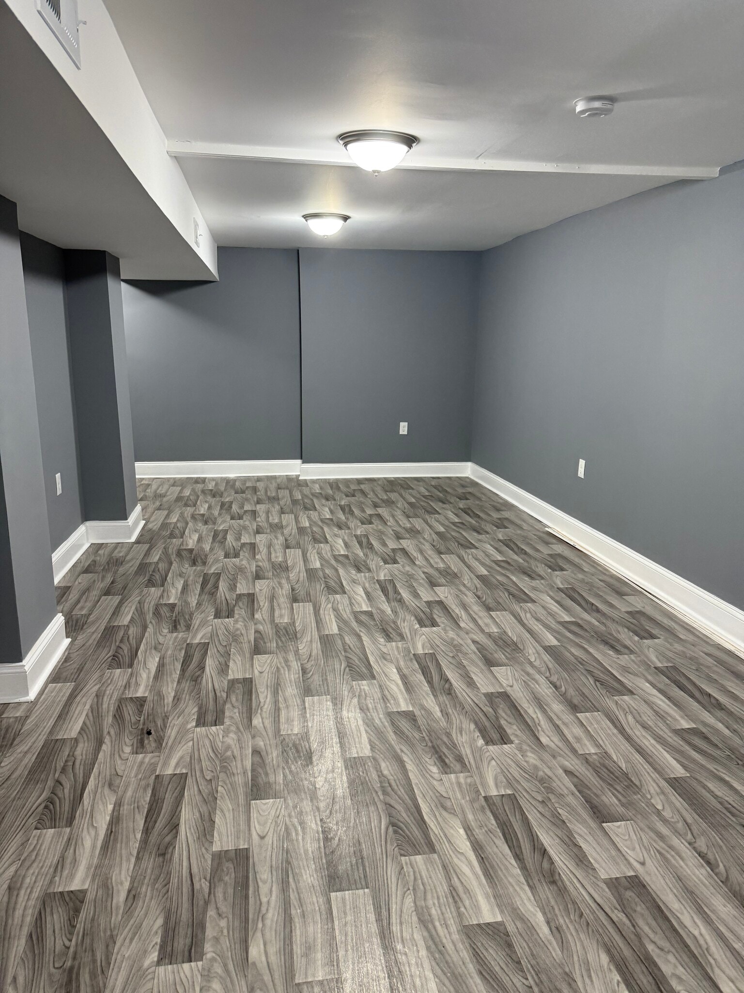 Building Photo - 2536 Loyola Southway