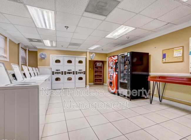 Building Photo - 311 W Ashley St