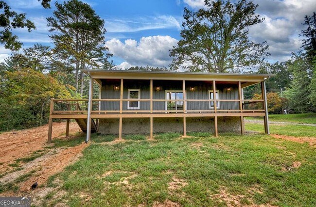Building Photo - 524 Old Hwy 5