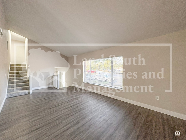 Building Photo - 1631 Monterey Ln