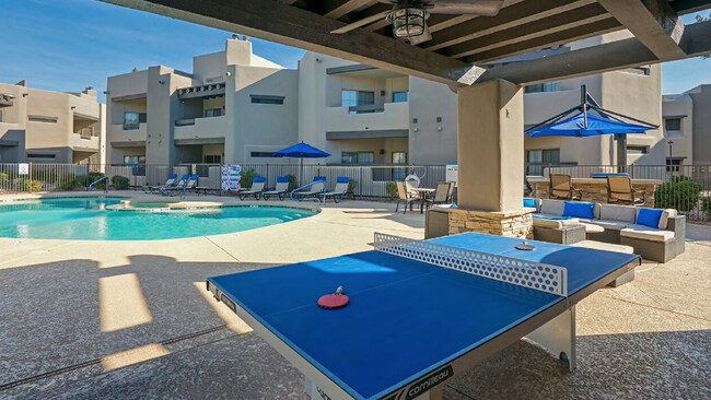 Building Photo - 9259 E Raintree Dr