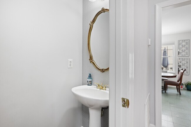 Building Photo - 47627 Rhyolite Pl