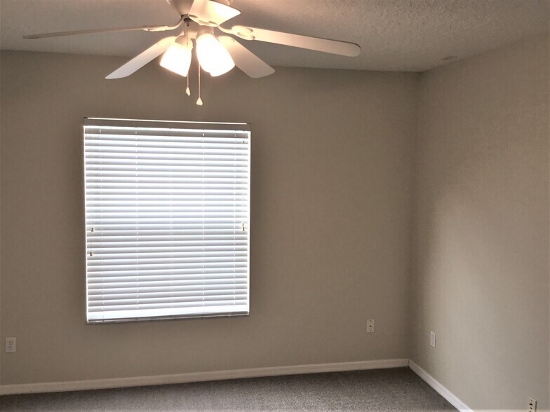 Building Photo - 15319 Torpoint Rd