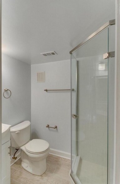 Building Photo - 4811 29th St S