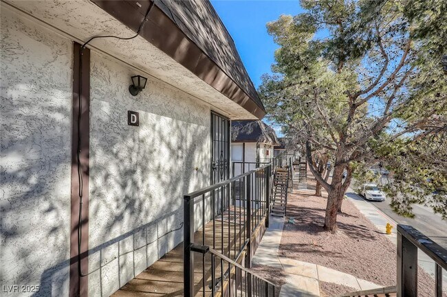 Building Photo - 4364 Tara Ave