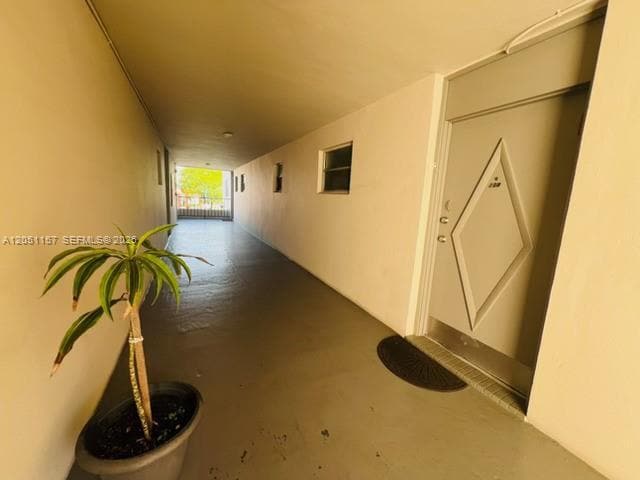 Building Photo - 16410 Miami Dr