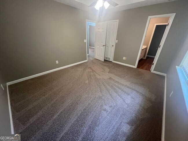 Building Photo - 115 Falcon Ridge Dr