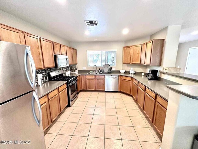 Building Photo - 5890 N Orangetip Dr
