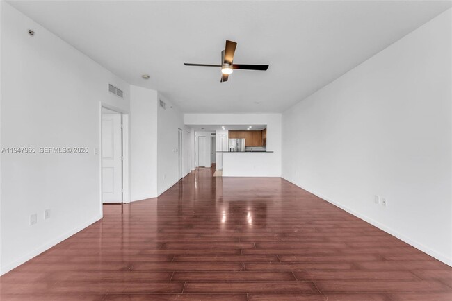 Building Photo - 7914 Harbor Island Dr