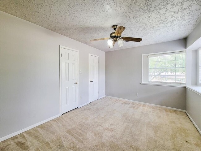 Building Photo - 8502 Canyon Pine Dr