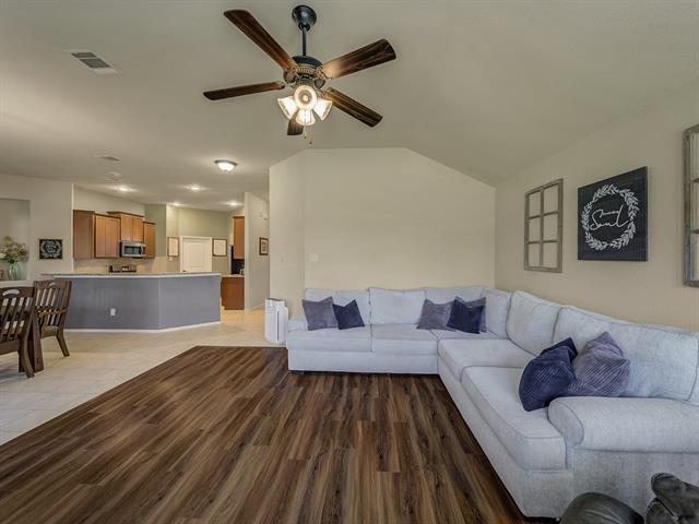 Building Photo - 1440 Bateman Ln