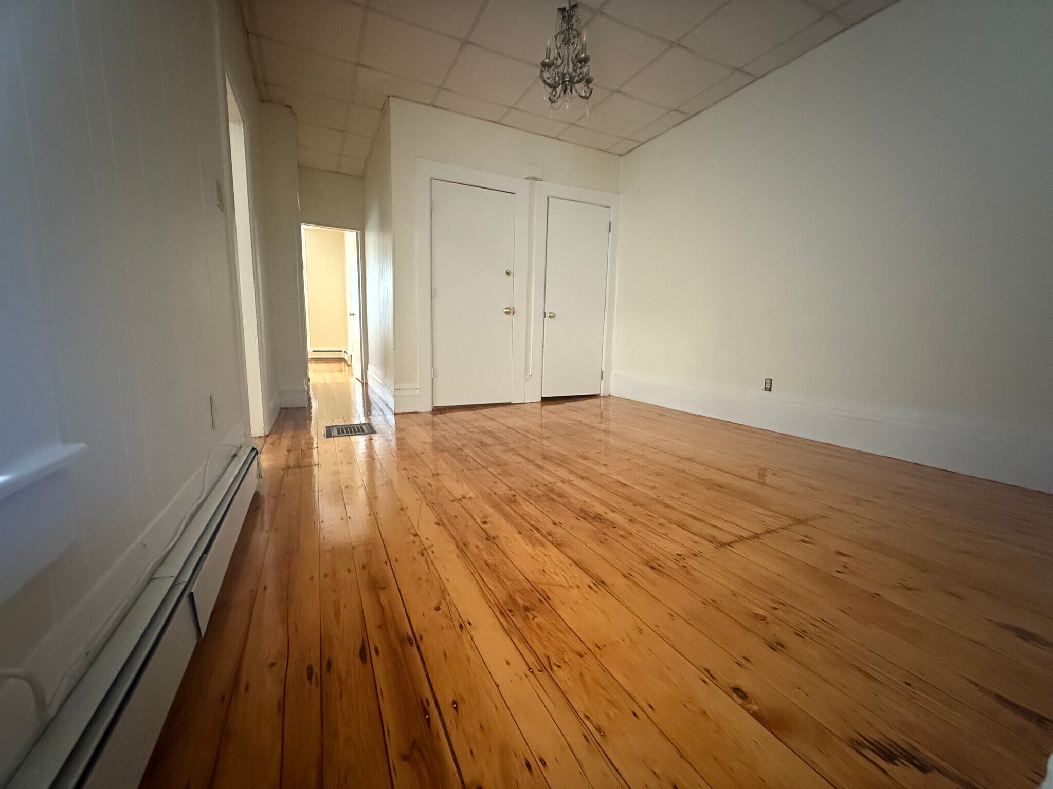 Building Photo - 44 Florence St