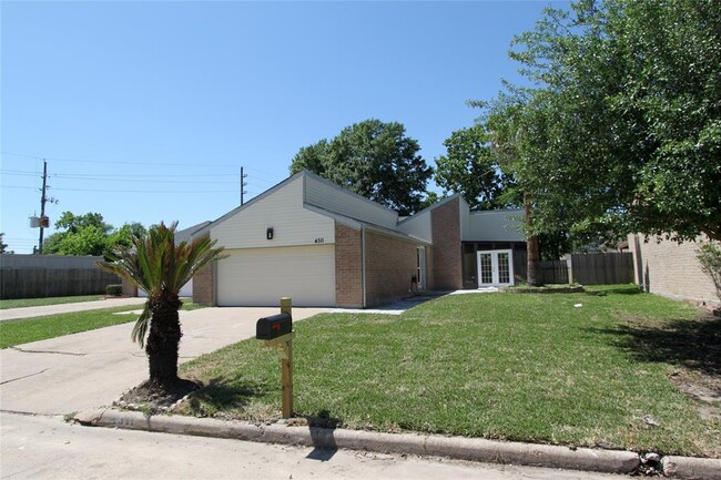 Building Photo - 4311 Aspenglen Dr