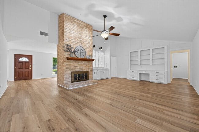 Building Photo - 3815 Brook Shadow Dr