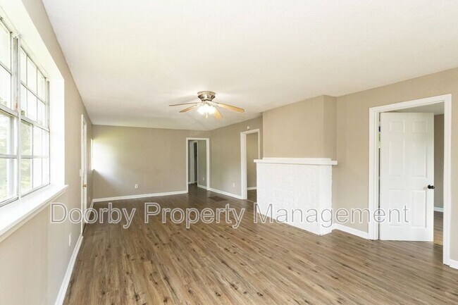 Building Photo - 619 Shannon Ave