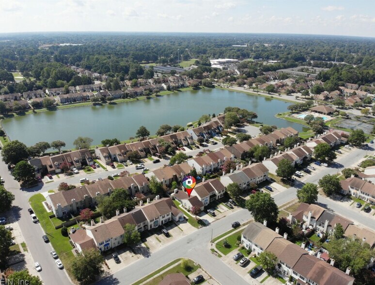 Building Photo - 4731 Marlwood Way