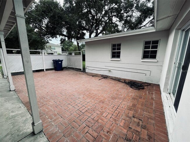 Building Photo - 1039 S Frankland Rd