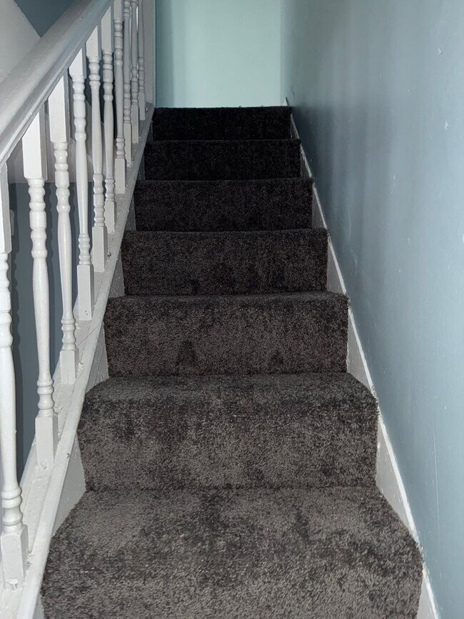 Building Photo - 1633 Westwood Ave