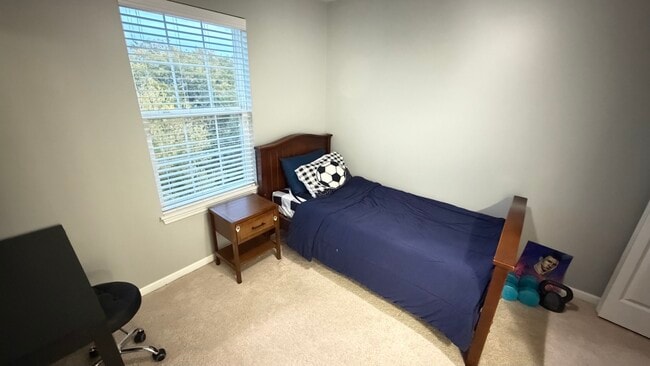 Building Photo - 2911 Henley Ln